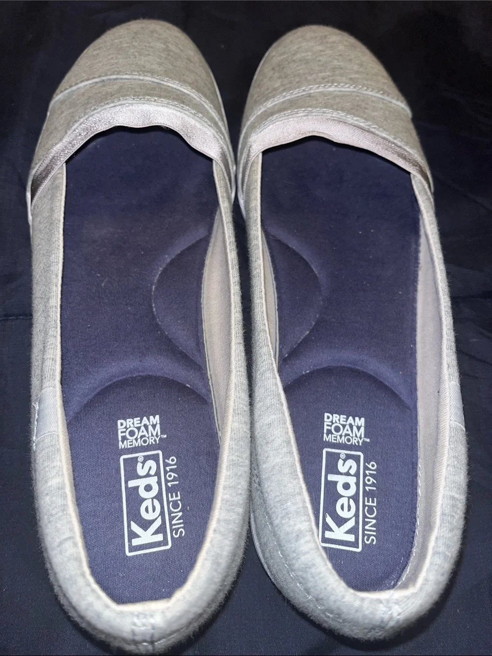 Ladies sneakers